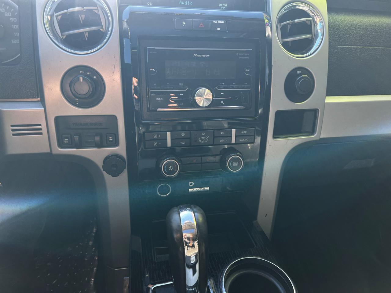 Ford F-150 4WD SuperCrew 145" FX4 2010