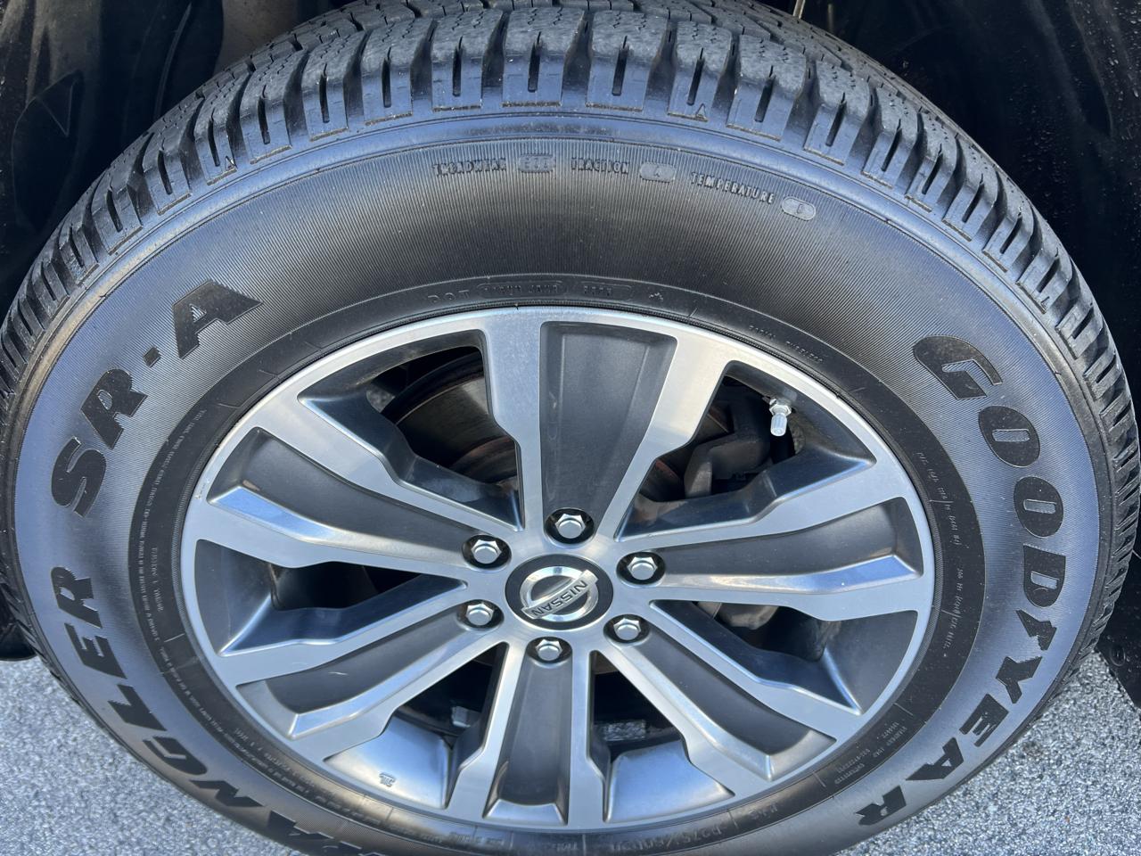 Nissan Armada 4x4 SL 2019