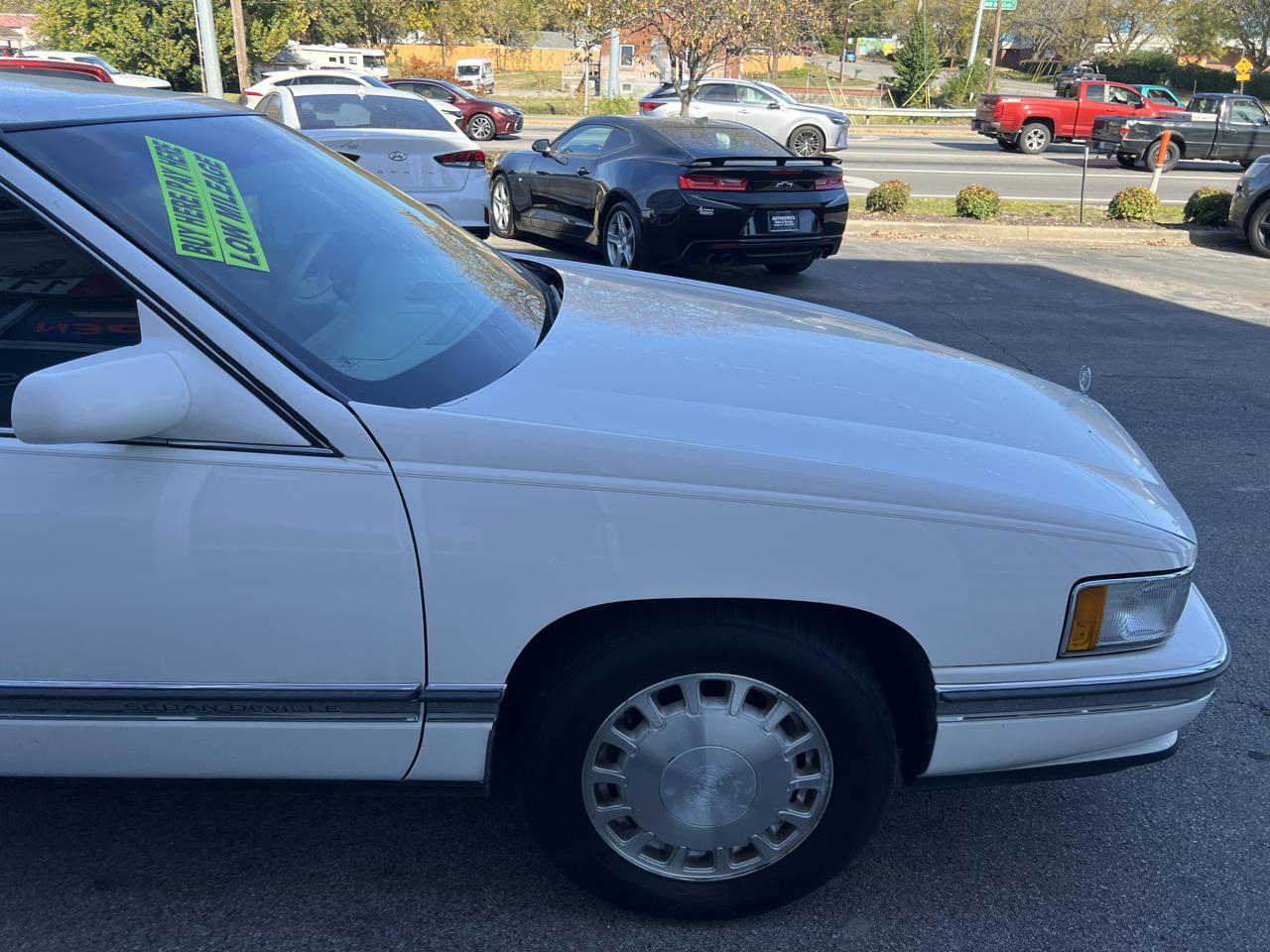 Cadillac DeVille 4dr Sdn 1996