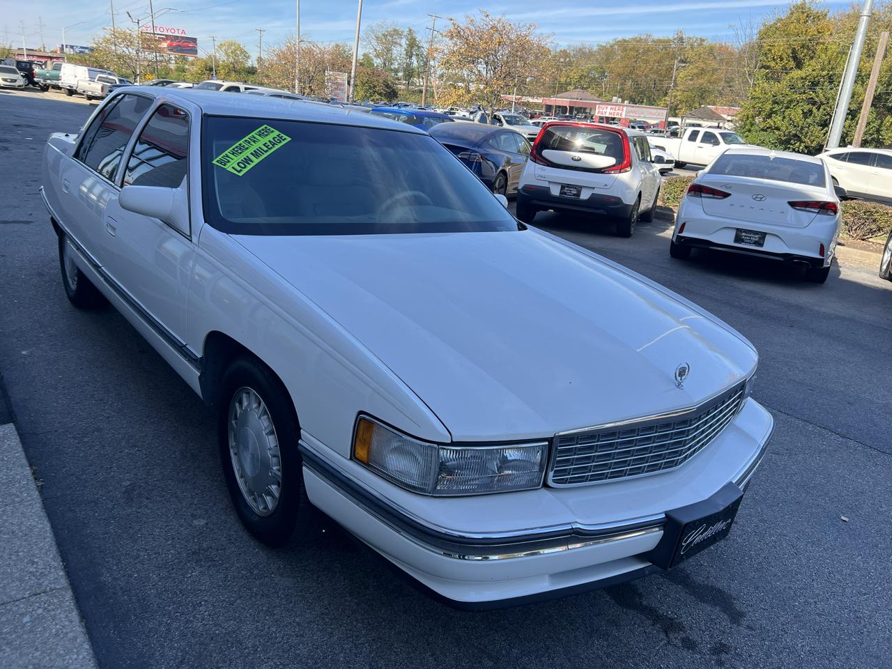Cadillac DeVille 4dr Sdn 1996