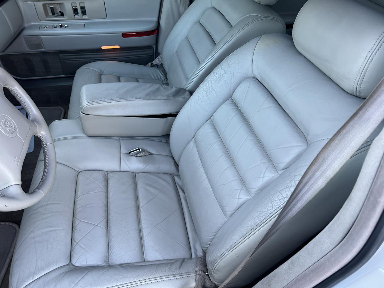 Cadillac DeVille 4dr Sdn 1996
