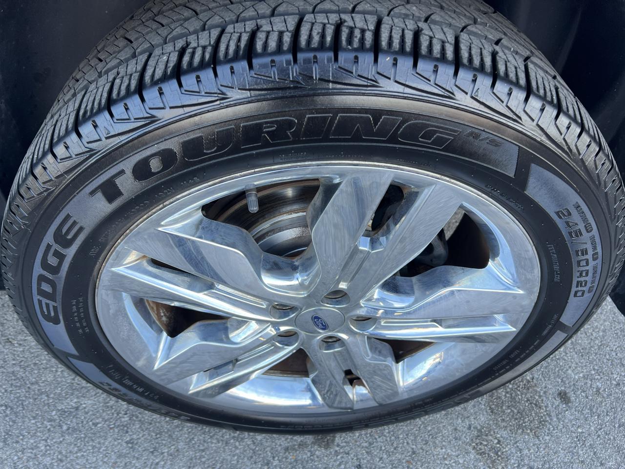 Ford Edge 4dr Limited FWD 2013