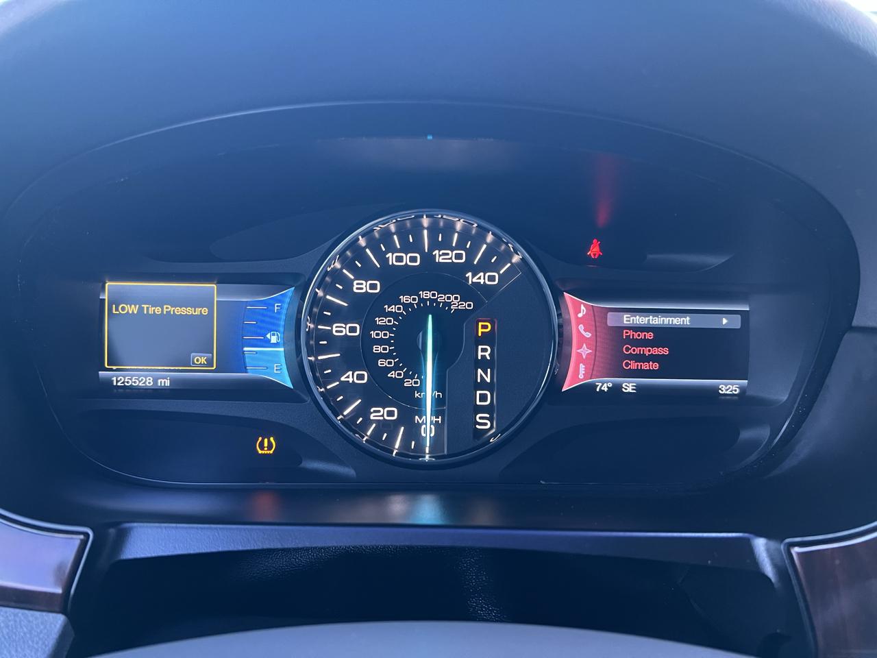 Ford Edge 4dr Limited FWD 2013