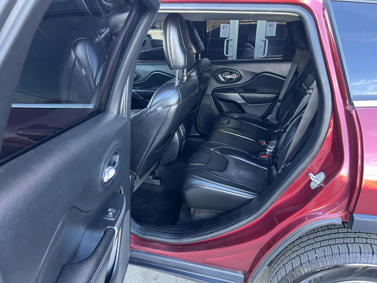 Jeep Cherokee Latitude Plus 4x4 2019