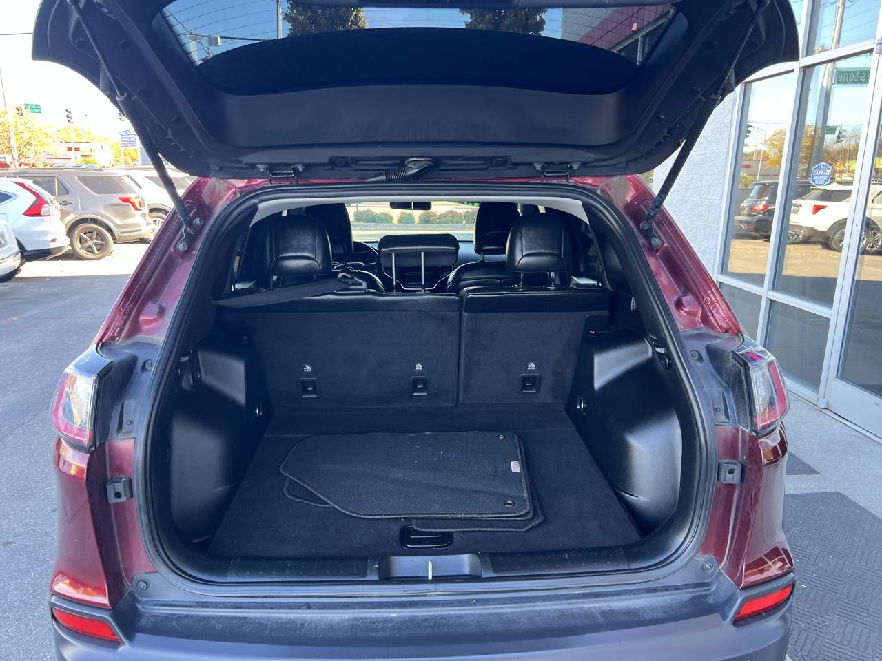 Jeep Cherokee Latitude Plus 4x4 2019