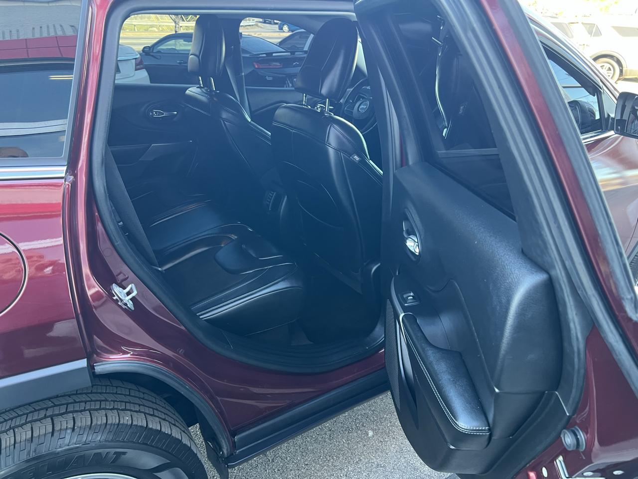 Jeep Cherokee Latitude Plus 4x4 2019