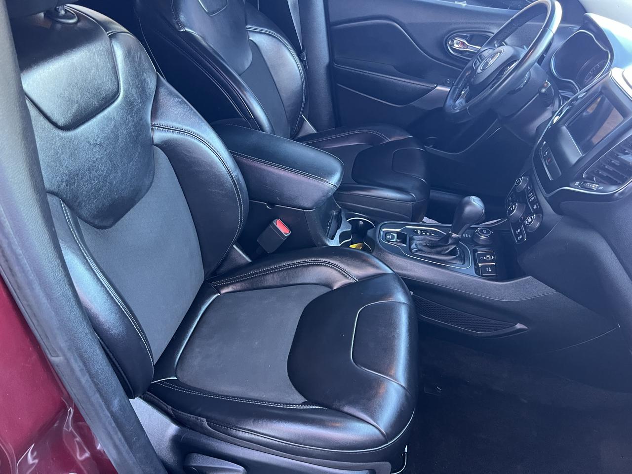 Jeep Cherokee Latitude Plus 4x4 2019