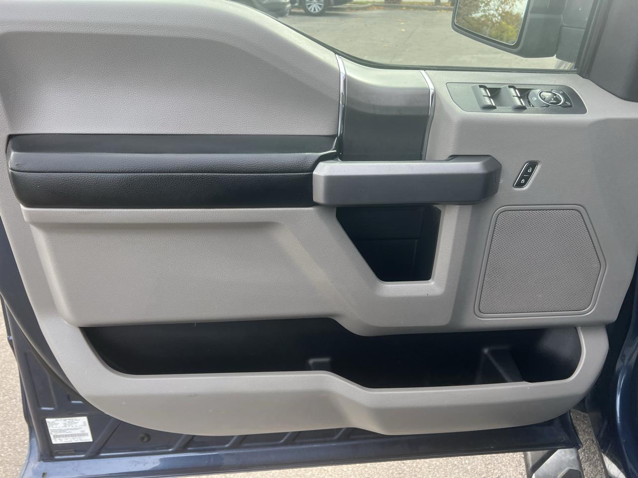 Ford F-150 4WD SuperCrew 145" King Ranch 2015
