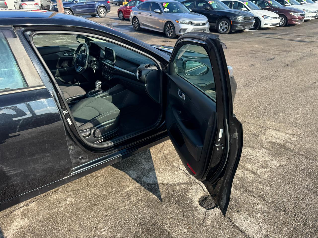 Kia Forte LXS IVT 2020