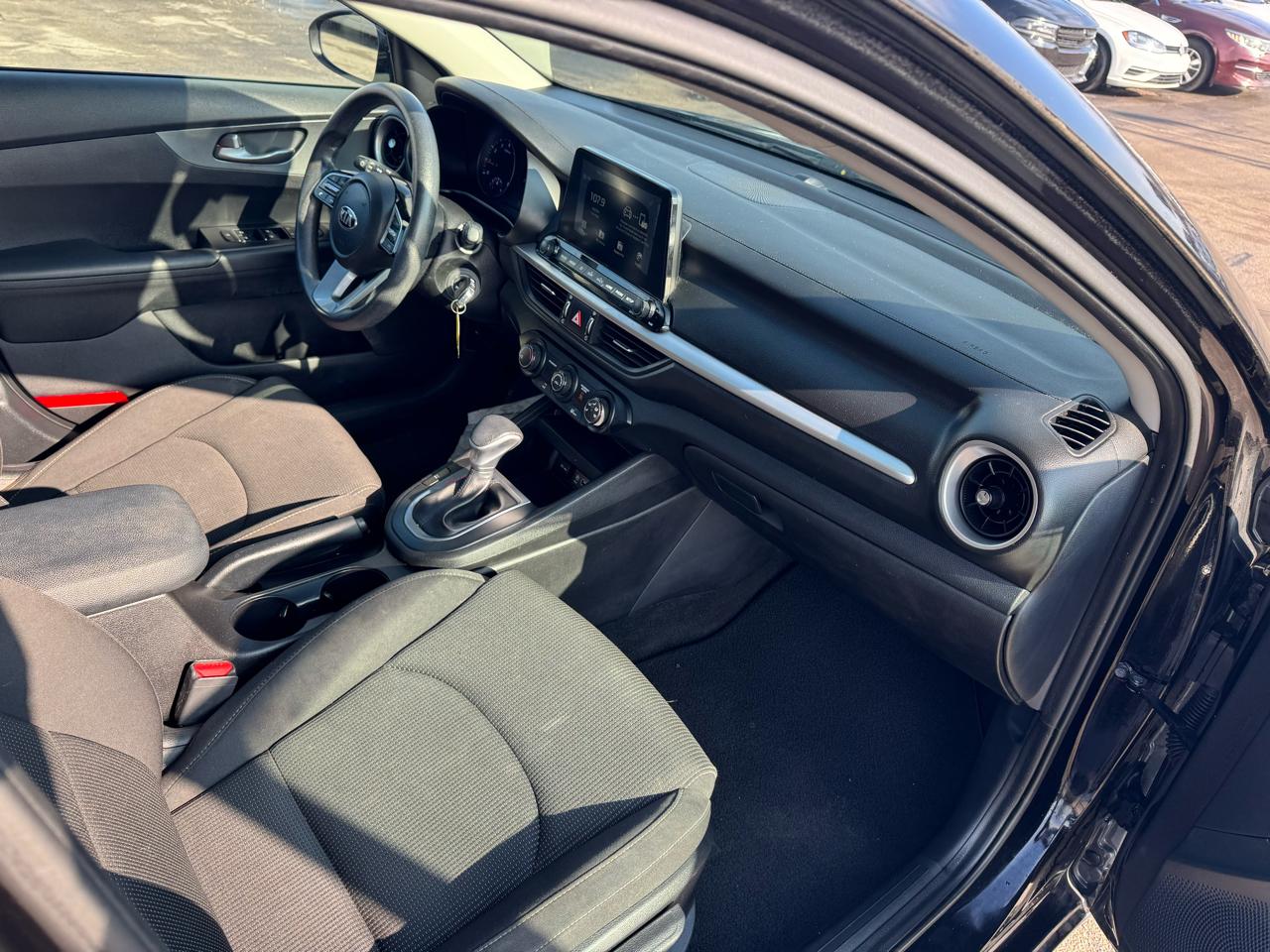 Kia Forte LXS IVT 2020