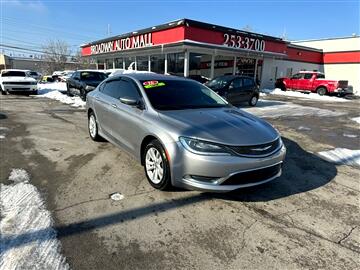 2016 Chrysler 200 4dr Sdn Limited FWD