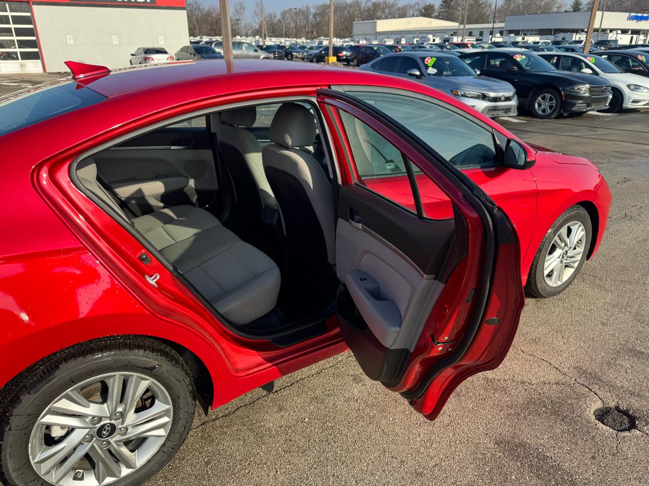 Hyundai Elantra SEL IVT 2020