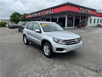 2013 Volkswagen Tiguan 4WD 4dr Auto S w/Sunroof *Ltd Avail*