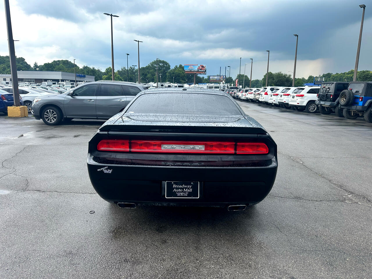 2012 Dodge Challenger SXT Plus photo 3