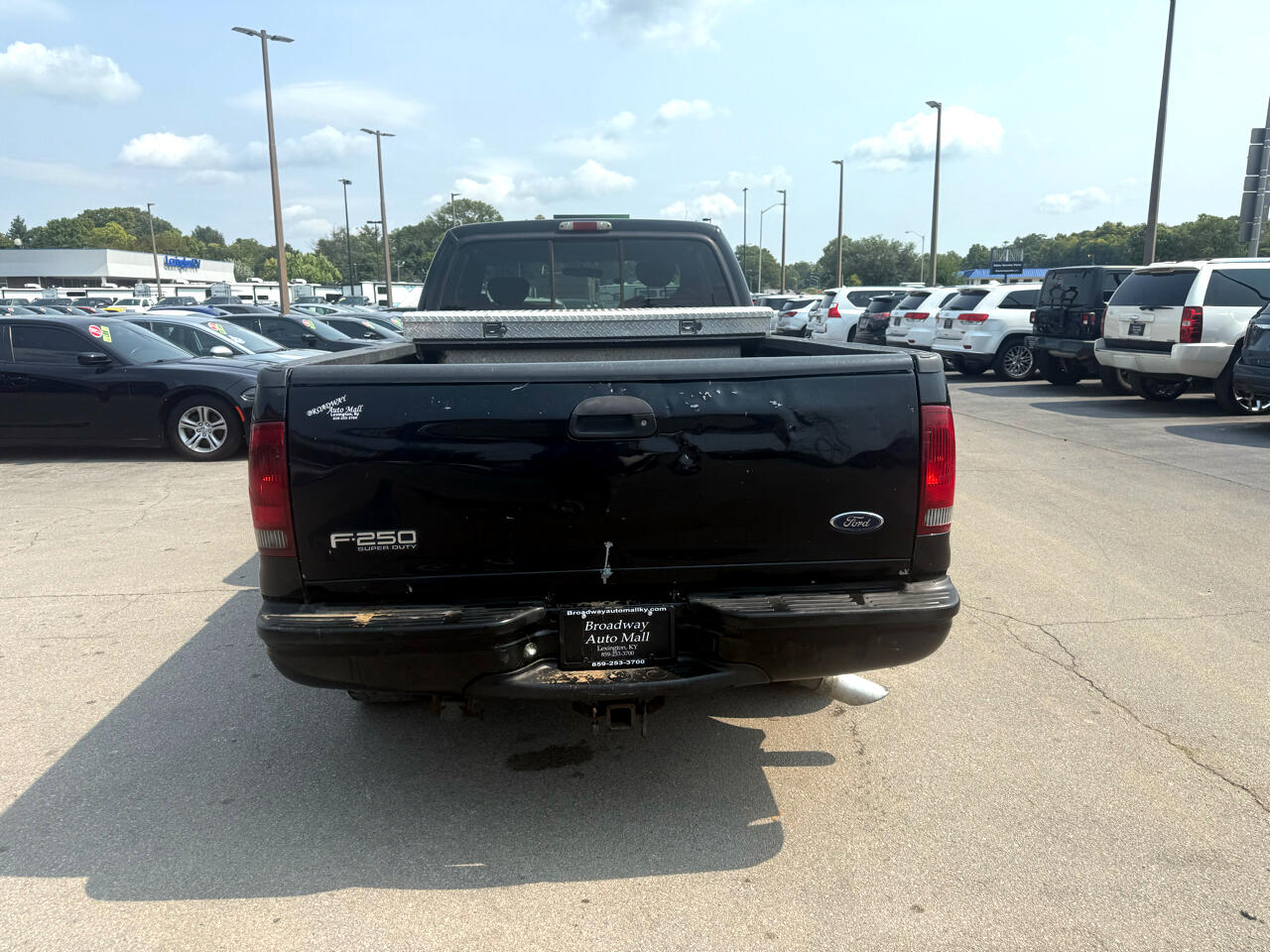 2002 Ford F-250 XLT photo 3
