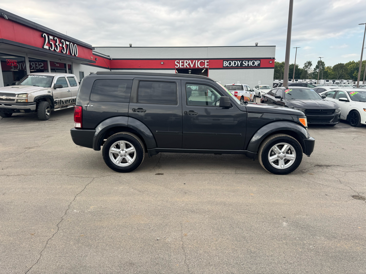 Dodge Nitro 4WD 4dr SXT 2011 Dodge Nitro 4WD 4dr SXT 2011
