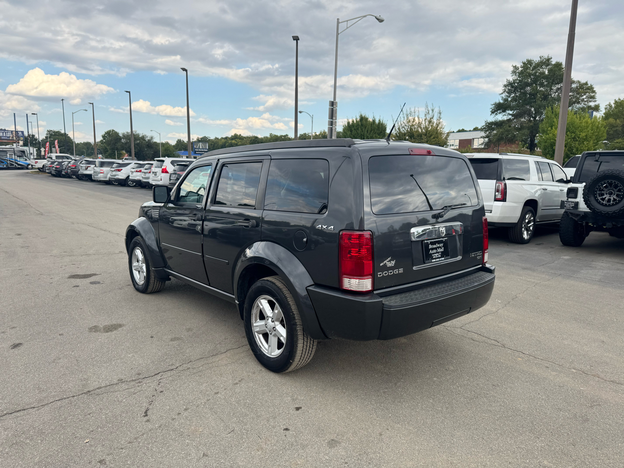 Dodge Nitro 4WD 4dr SXT 2011 Dodge Nitro 4WD 4dr SXT 2011