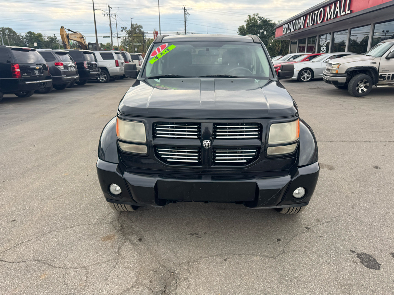 Dodge Nitro 4WD 4dr SXT 2011 Dodge Nitro 4WD 4dr SXT 2011