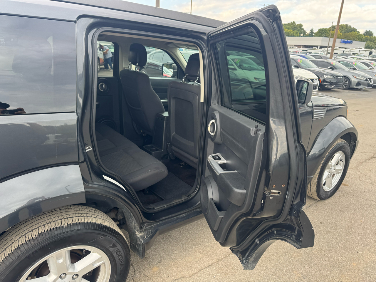 Dodge Nitro 4WD 4dr SXT 2011 Dodge Nitro 4WD 4dr SXT 2011