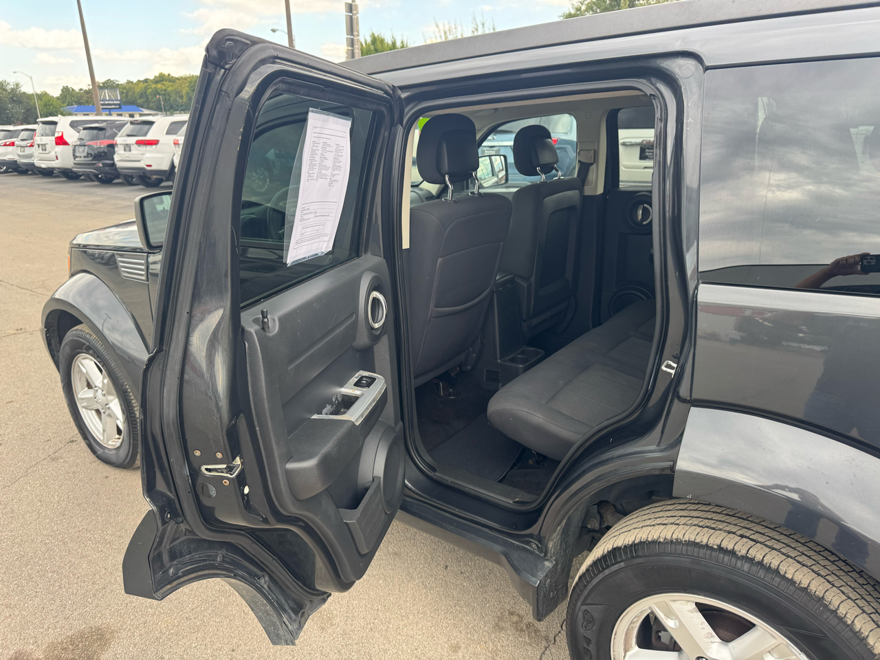 Dodge Nitro 4WD 4dr SXT 2011 Dodge Nitro 4WD 4dr SXT 2011