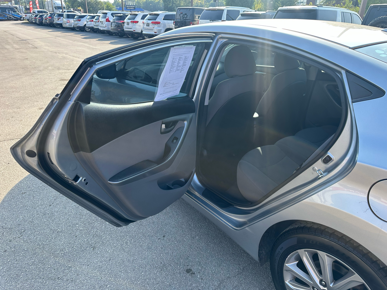 Hyundai Elantra 4dr Sdn Auto SE (Alabama Plant) 2015 Hyundai Elantra 4dr Sdn Auto SE (Alabama Plant) 2015