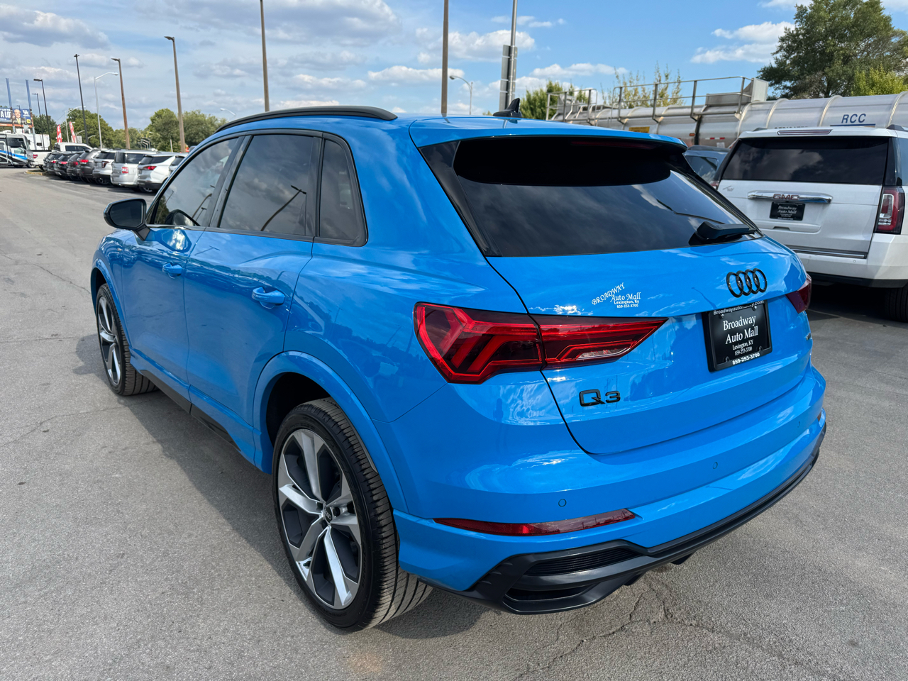 Audi Q3 S line Premium Plus 45 TFSI quattro 2022 Audi Q3 S line Premium Plus 45 TFSI quattro 2022