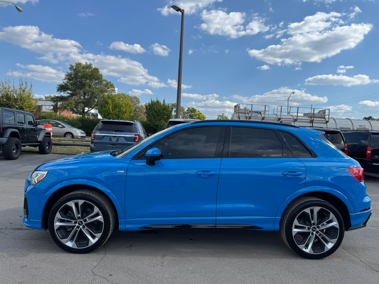 Audi Q3 S line Premium Plus 45 TFSI quattro 2022 Audi Q3 S line Premium Plus 45 TFSI quattro 2022