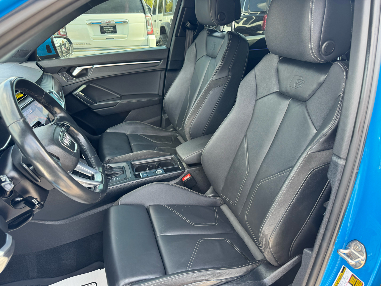 Audi Q3 S line Premium Plus 45 TFSI quattro 2022 Audi Q3 S line Premium Plus 45 TFSI quattro 2022