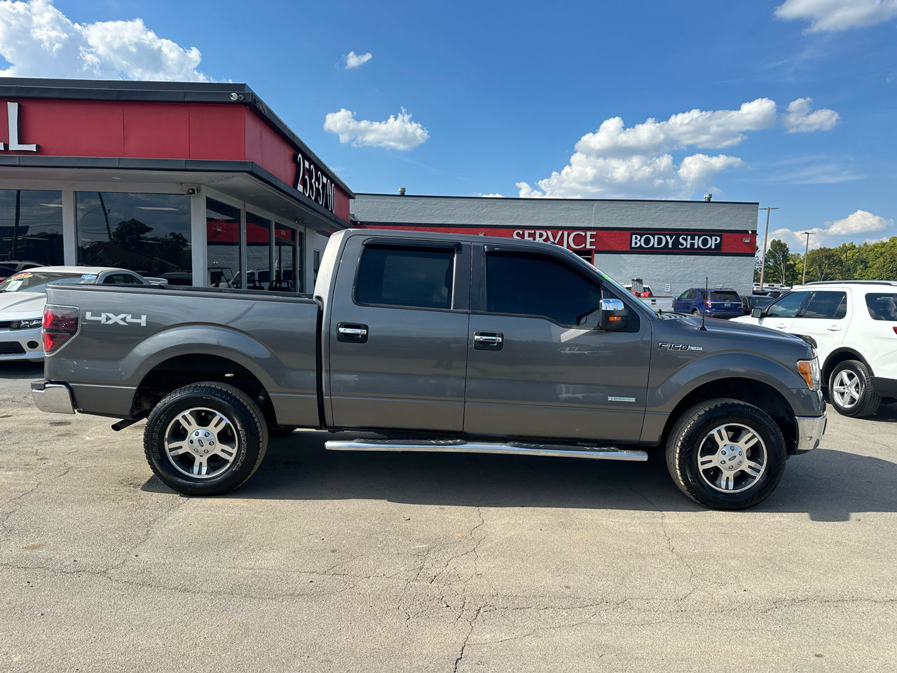 Ford F-150 4WD SuperCrew 145" XLT 2013 Ford F-150 4WD SuperCrew 145" XLT 2013