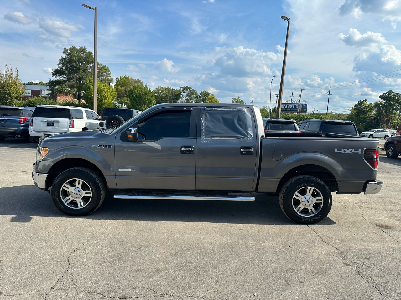 Ford F-150 4WD SuperCrew 145" XLT 2013 Ford F-150 4WD SuperCrew 145" XLT 2013