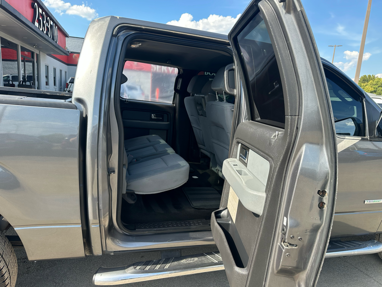 Ford F-150 4WD SuperCrew 145" XLT 2013 Ford F-150 4WD SuperCrew 145" XLT 2013