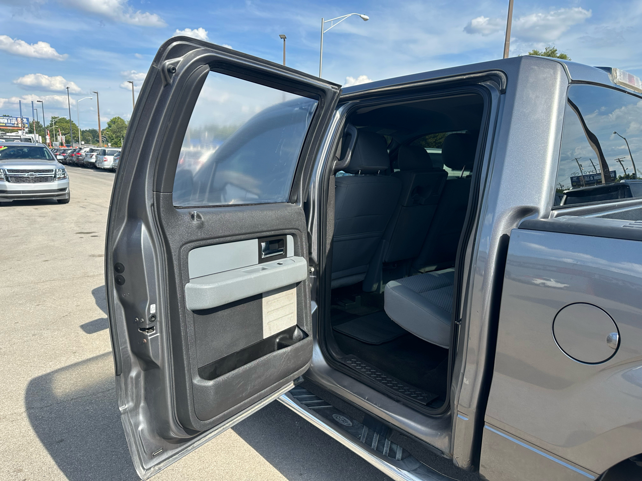 Ford F-150 4WD SuperCrew 145" XLT 2013 Ford F-150 4WD SuperCrew 145" XLT 2013