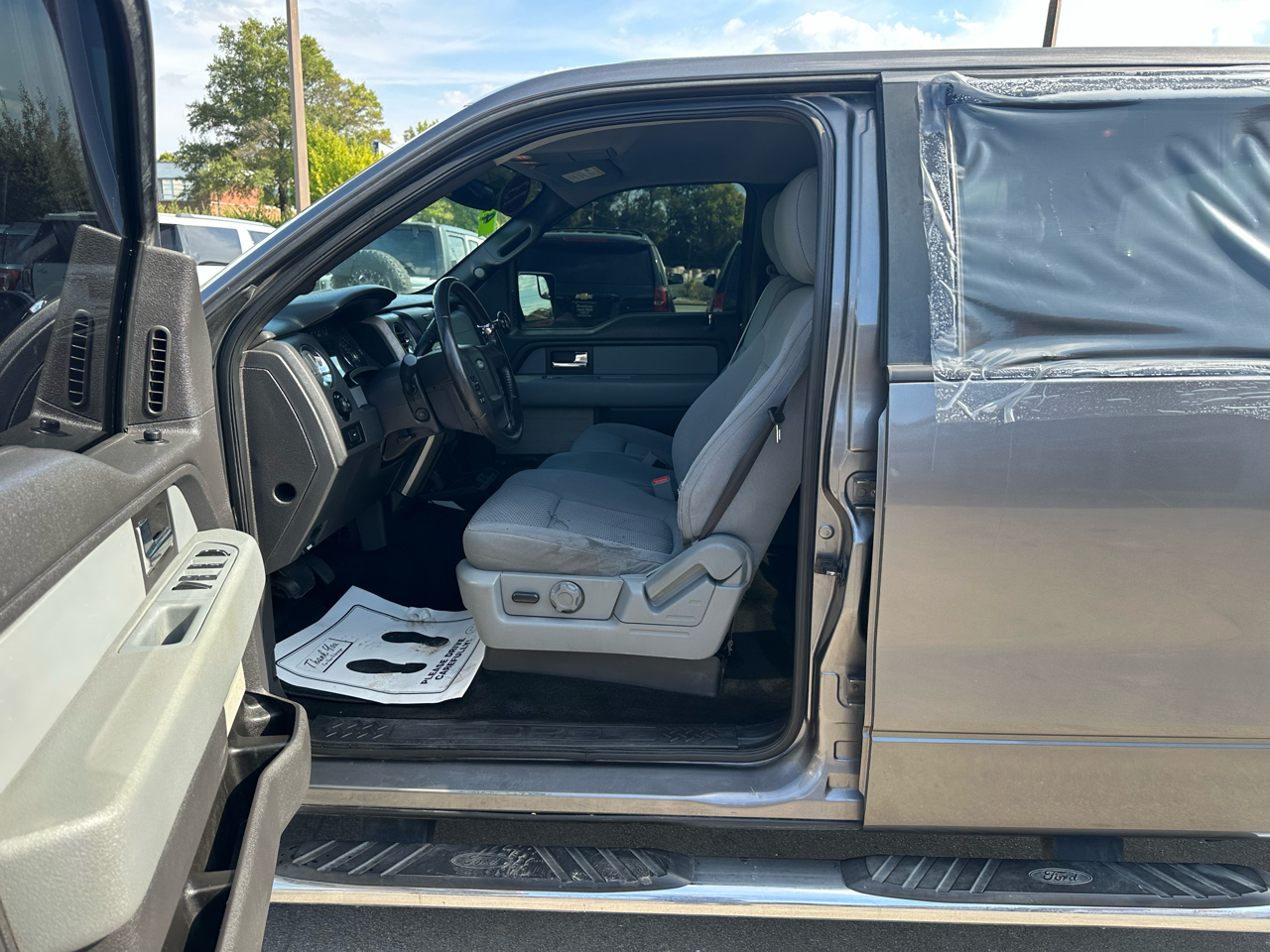 Ford F-150 4WD SuperCrew 145" XLT 2013 Ford F-150 4WD SuperCrew 145" XLT 2013