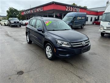 2016 Volkswagen Tiguan 4MOTION 4dr Auto R-Line