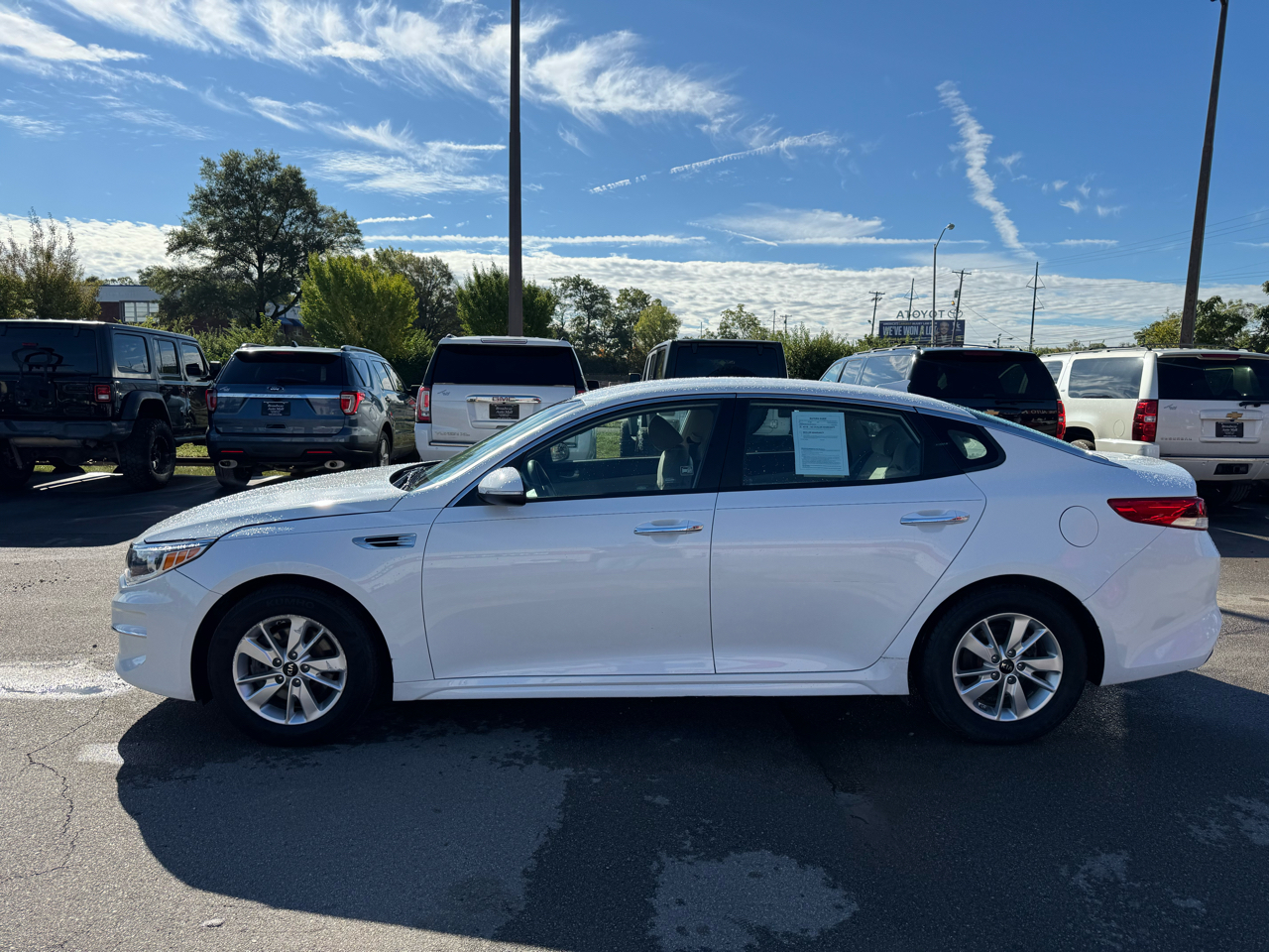 2018 Kia Optima LX photo 4