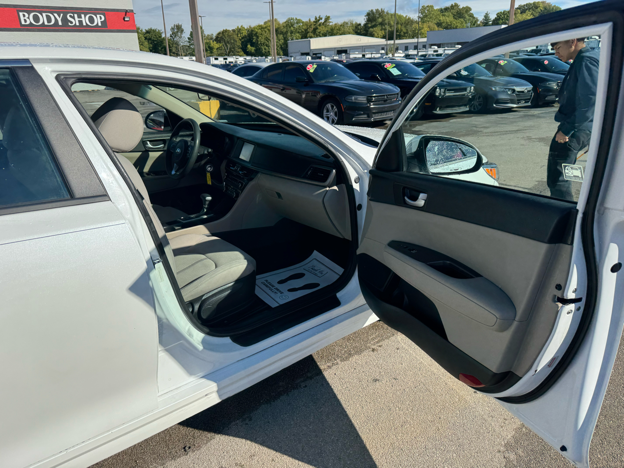 2018 Kia Optima LX photo 7