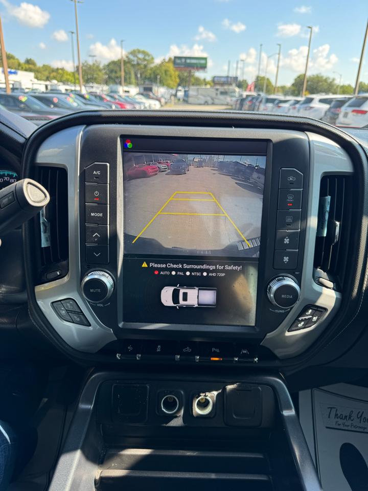 2018 Chevrolet Silverado 1500 LTZ photo 18