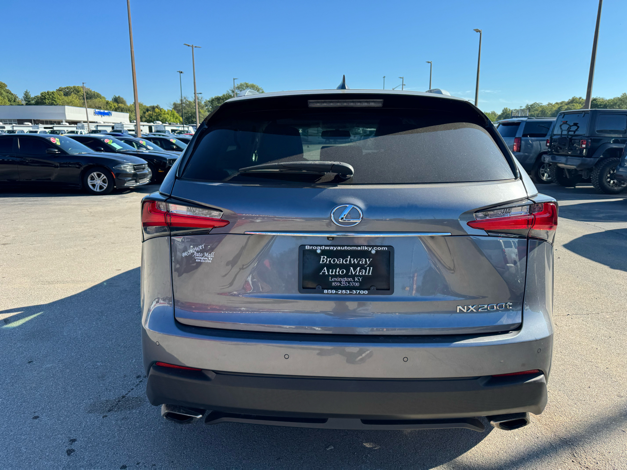 2017 Lexus NX 200t Luxury photo 4