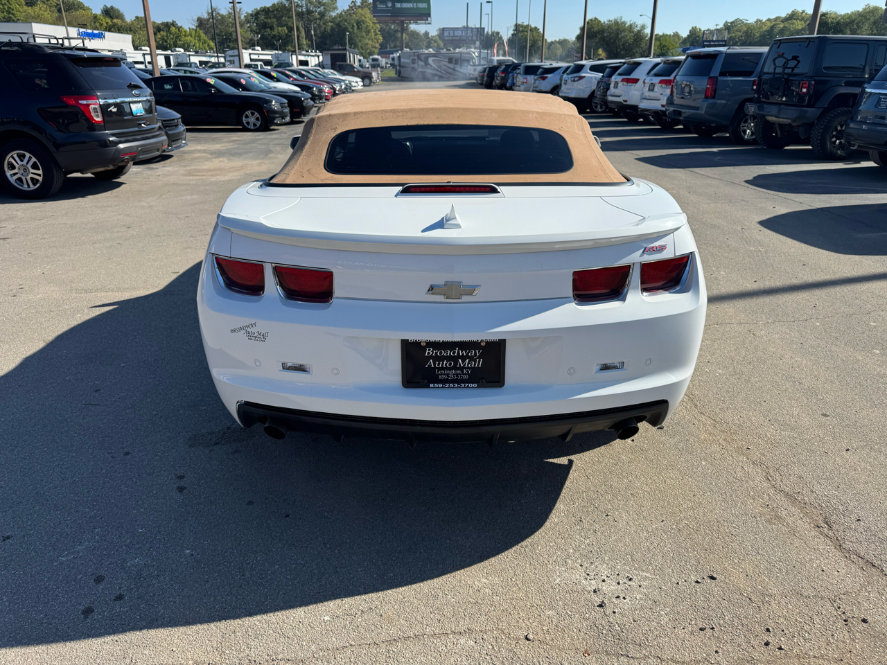 2011 Chevrolet Camaro 2LT photo 4