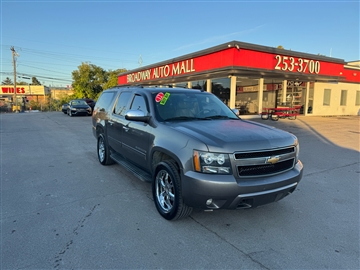 2012 Chevrolet Suburban 4WD 4dr 1500 LT