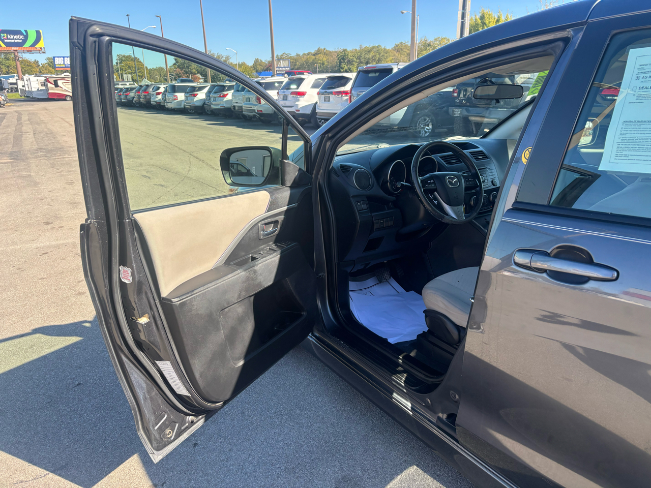 Mazda MAZDA5 4dr Wgn Auto Touring 2015 Mazda MAZDA5 4dr Wgn Auto Touring 2015