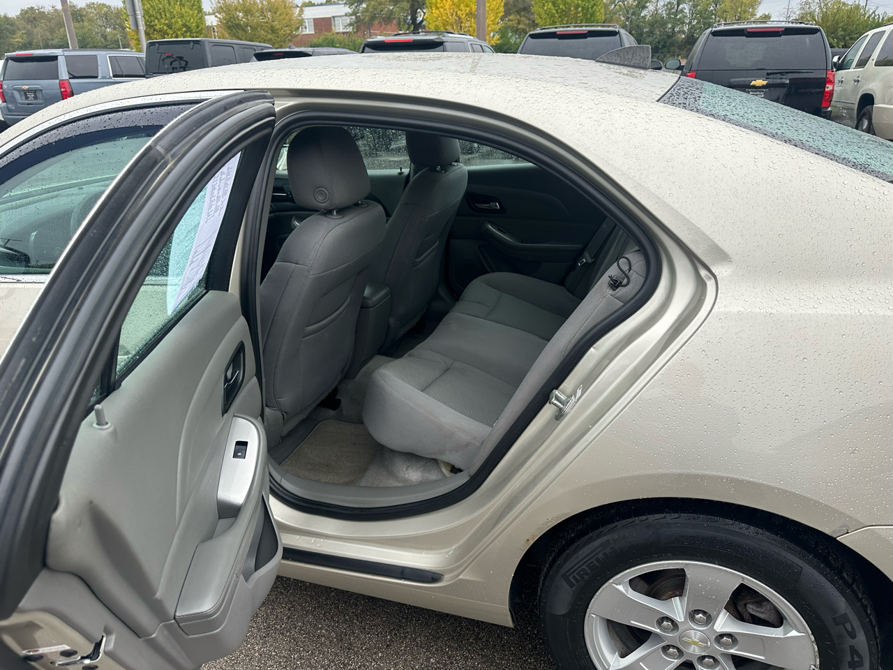 Chevrolet Malibu 4dr Sdn LS w/1LS 2014 Chevrolet Malibu 4dr Sdn LS w/1LS 2014