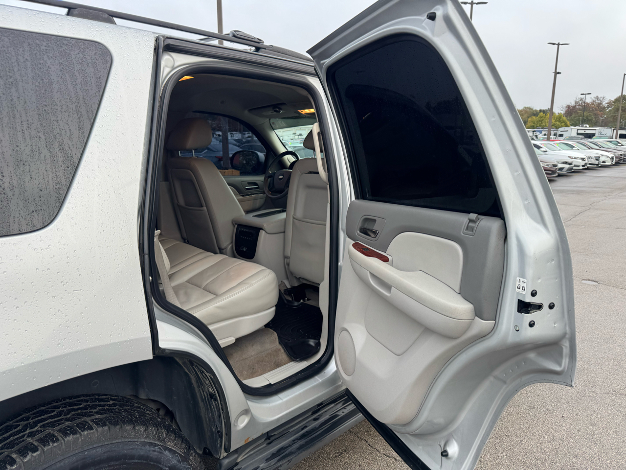 Chevrolet Tahoe 2WD 4dr 1500 LT 2010 Chevrolet Tahoe 2WD 4dr 1500 LT 2010