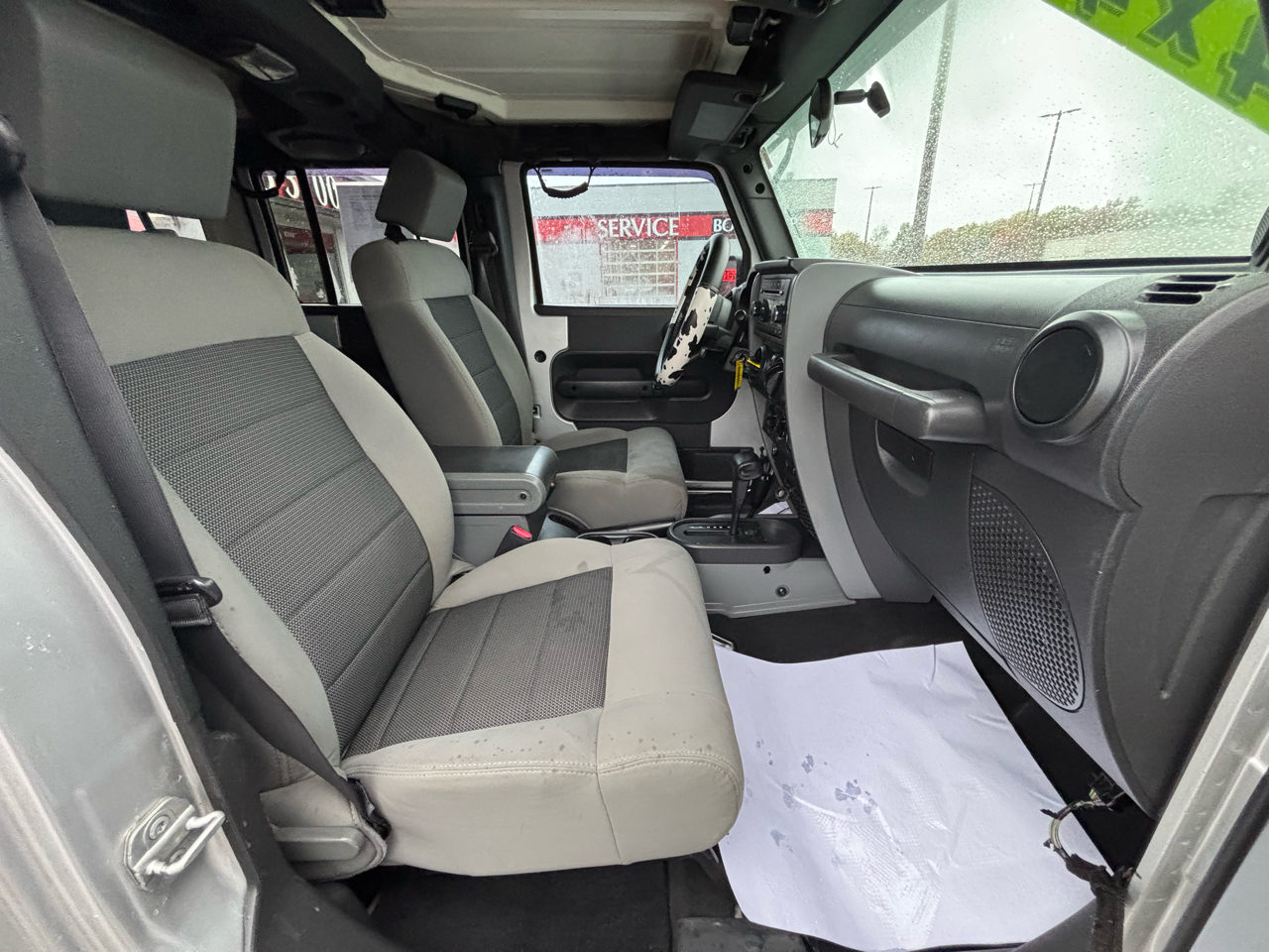 Jeep Wrangler Unlimited 4WD 4dr Sport 2010 Jeep Wrangler Unlimited 4WD 4dr Sport 2010