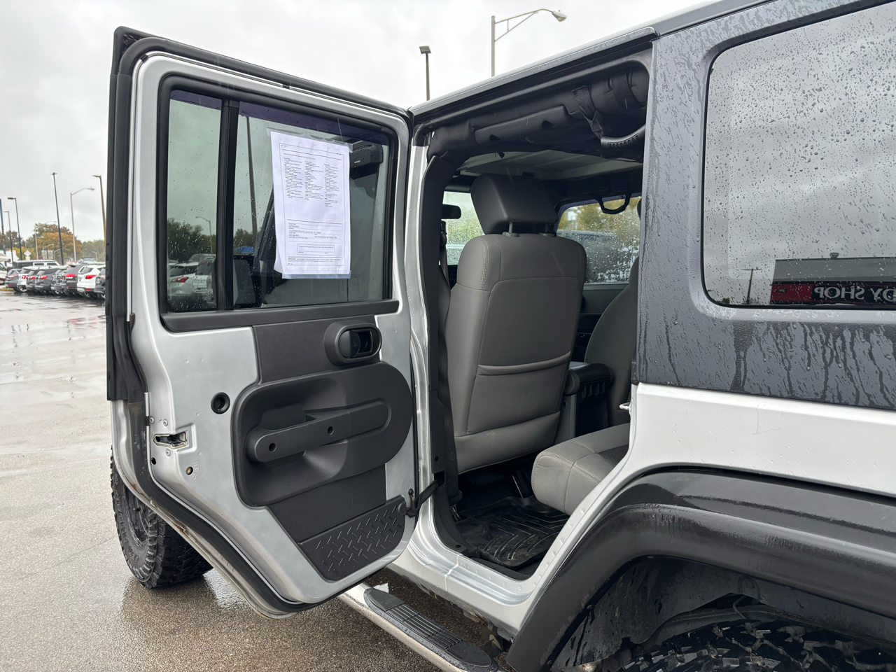 Jeep Wrangler Unlimited 4WD 4dr Sport 2010 Jeep Wrangler Unlimited 4WD 4dr Sport 2010