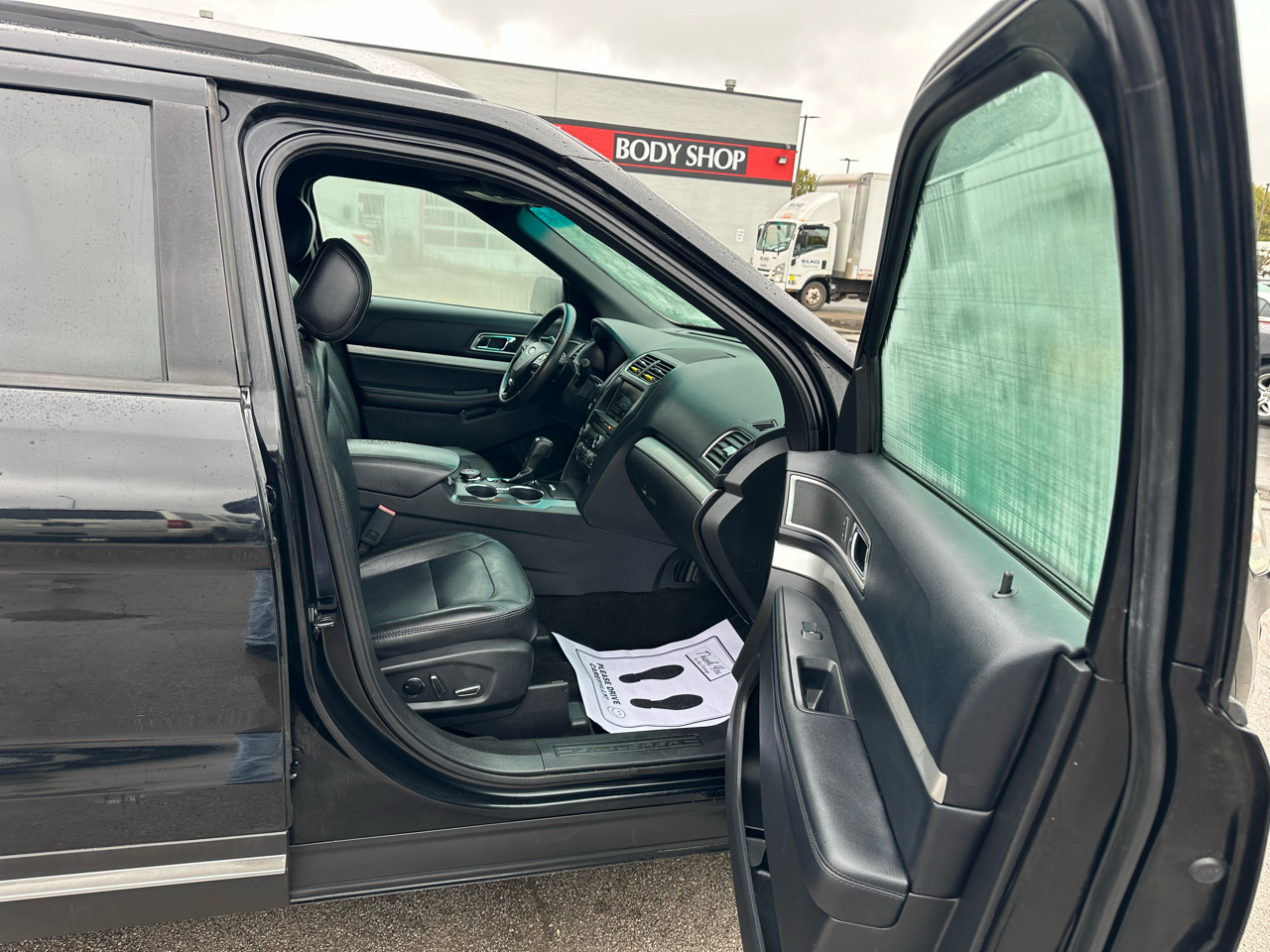 Ford Explorer 4WD 4dr XLT 2016 Ford Explorer 4WD 4dr XLT 2016