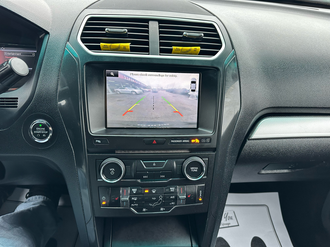 Ford Explorer 4WD 4dr XLT 2016 Ford Explorer 4WD 4dr XLT 2016