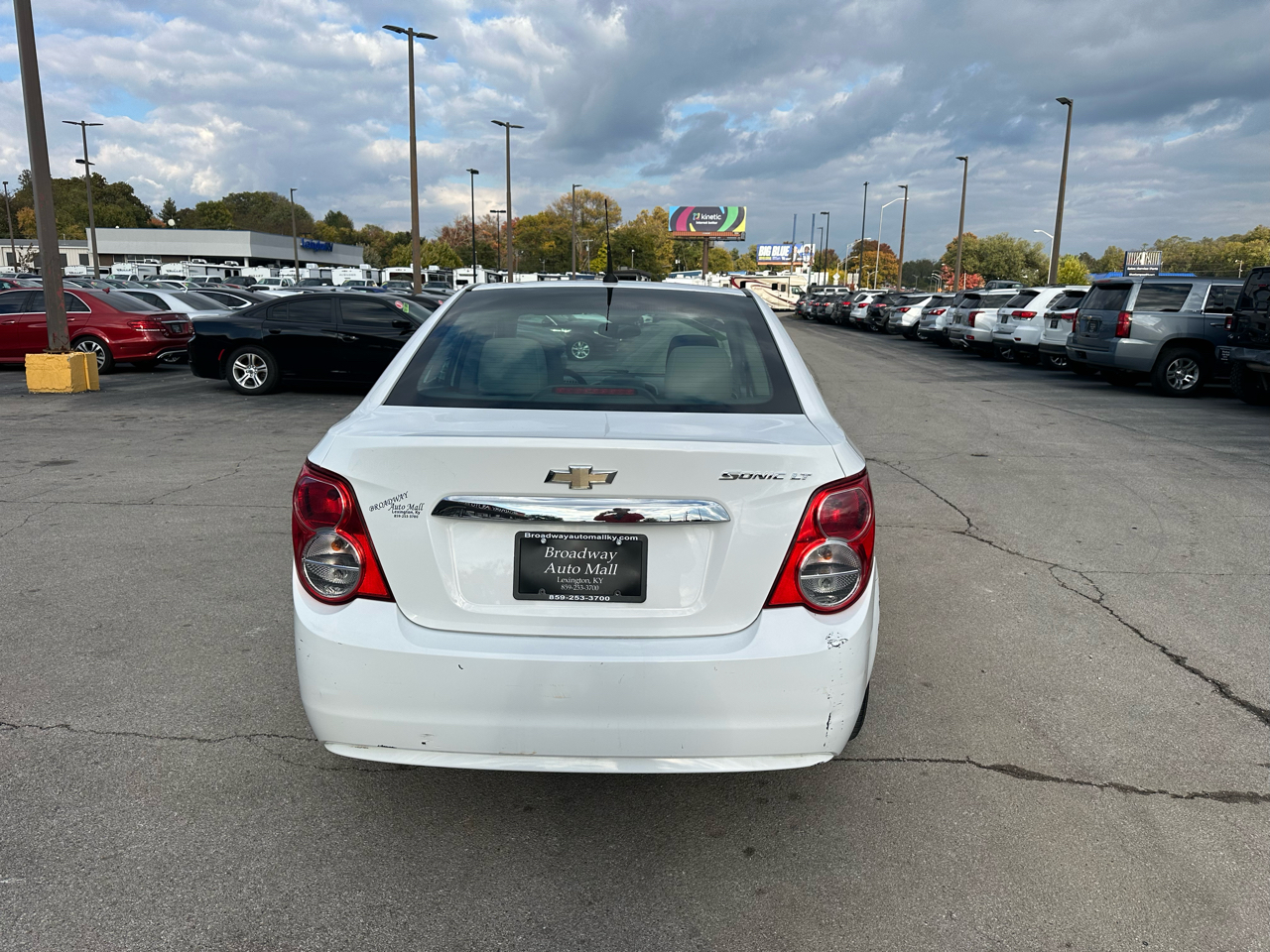 Chevrolet Sonic 4dr Sdn Auto LT 2013 Chevrolet Sonic 4dr Sdn Auto LT 2013