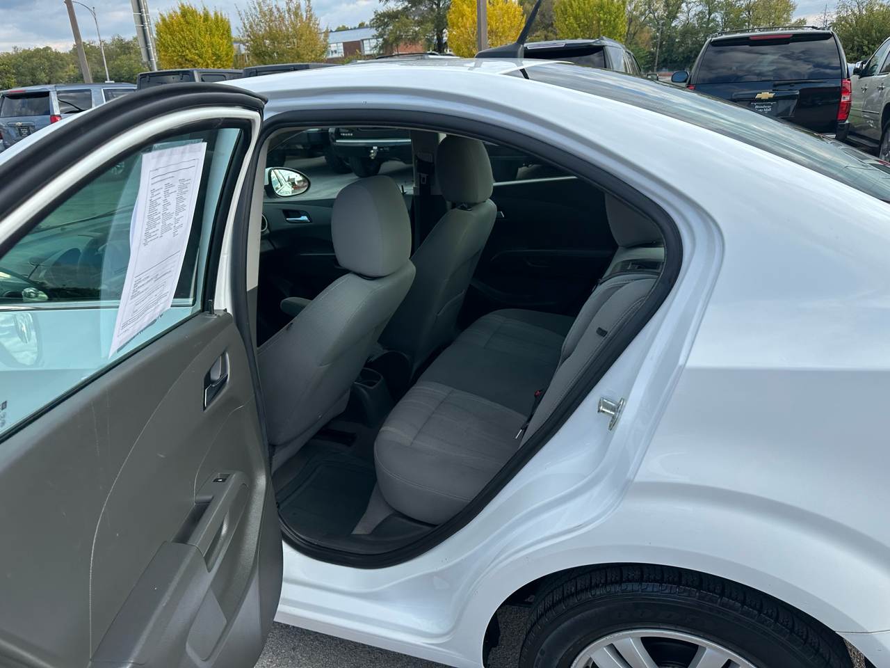 Chevrolet Sonic 4dr Sdn Auto LT 2013 Chevrolet Sonic 4dr Sdn Auto LT 2013