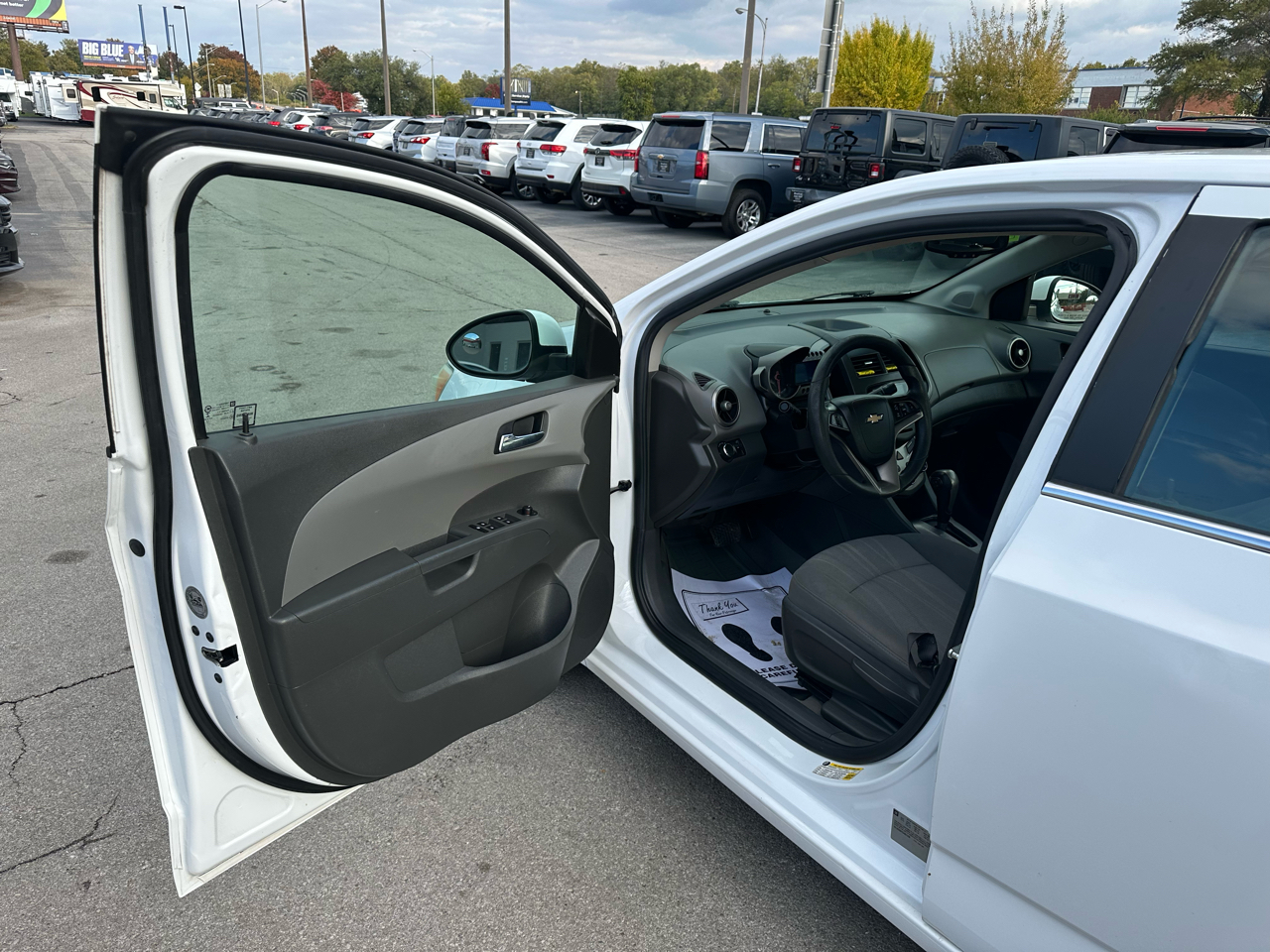 Chevrolet Sonic 4dr Sdn Auto LT 2013 Chevrolet Sonic 4dr Sdn Auto LT 2013